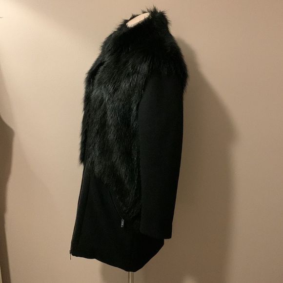 Donna Karan New York Black Wool Coat with Faux Fur size estimate 4-6- Like New - Picture 8 of 16